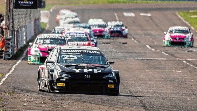 El cordobés Marcelo Ciarrocchi se impuso en el TC2000 que corrió en Concepción del Uruguay.