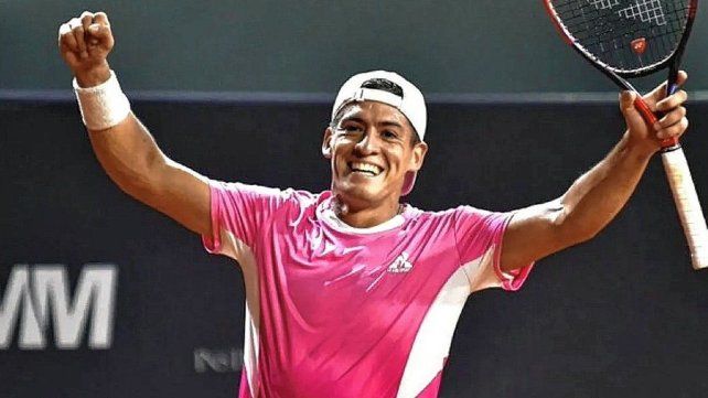 Sebastián Báez va por la sorpresa en Barcelona ante Holger Rune