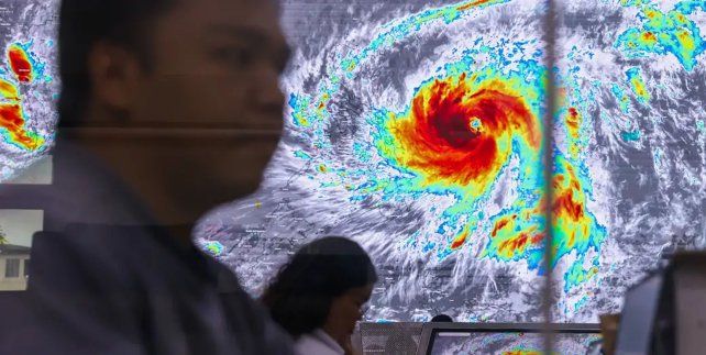China entra en emergencia y se prepara para la llegada del tifón Fung-wong