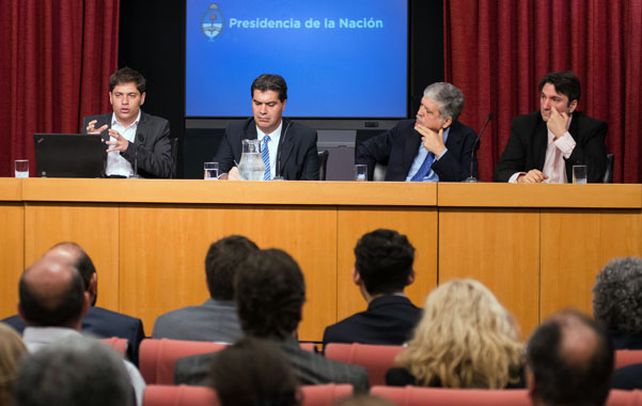 El objetivo es declarar el carácter de servicio público al uso y acceso a las redes de telecomunicaciones