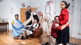 Perfume Patria se puede ver todos los viernes en Espacio Madma y es parte de la agenda teatral rosarina para este fin de semana