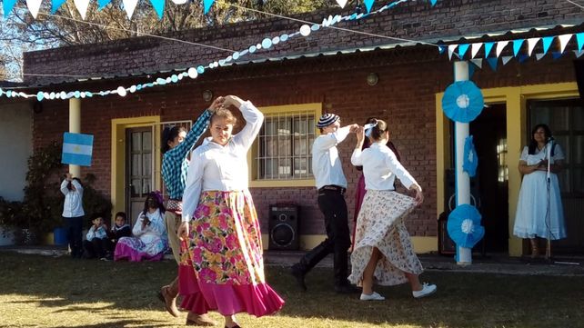 Escuelas rurales compartieron los festejos del 25 de Mayo