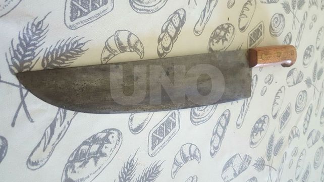 Bº Mariano Comas: amenazó de muerte a su mujer, se atrincheró armado y terminó preso