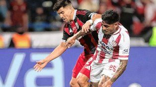 Unión lo pudo ganar, pero falló en los penales y se quedó afuera de la Copa Argentina