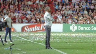 Munúa continúa esperando un marcador central