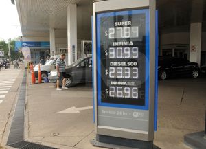 YPF se sumó a los aumentos y ahora el litro de nafta Infinia casi llega a los $31