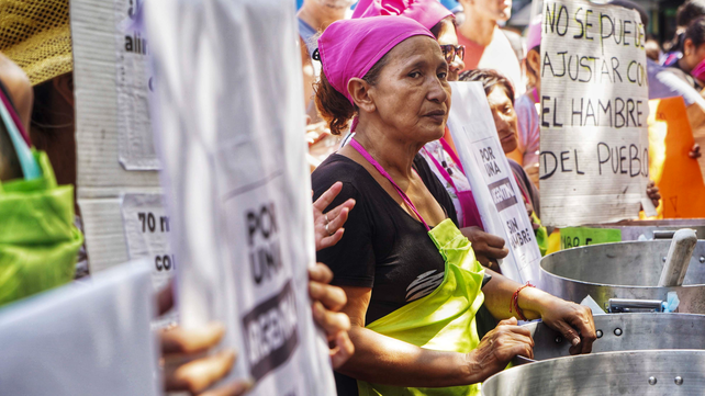 Manifestantes reclamaron por la emergencia alimentaria en las puertas de la cartera que dirige Pettovello&nbsp;