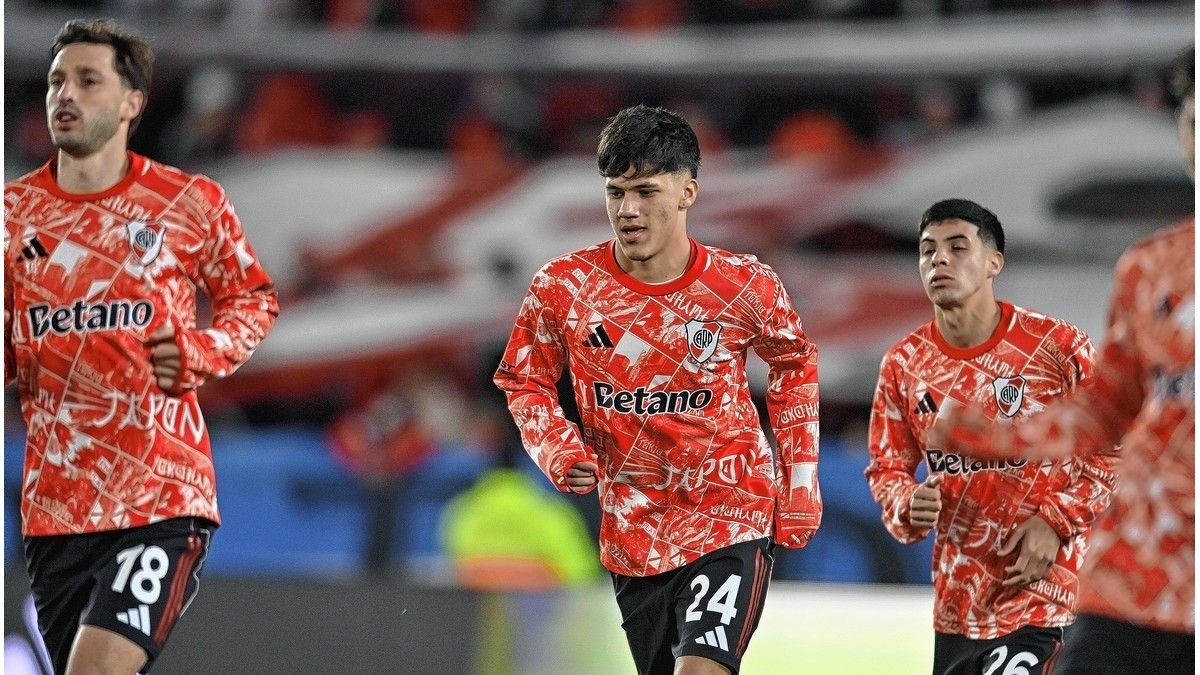 River y Central empatan en el estadio Monumental por una de las semifinales