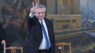 Fernández encabezó el acto en el histórico salón Felipe Vallese de la central obrera.