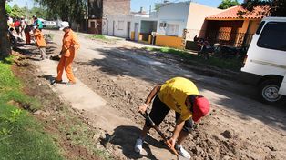 En barrio Roma también avanzan las obras para el pavimento articulado
