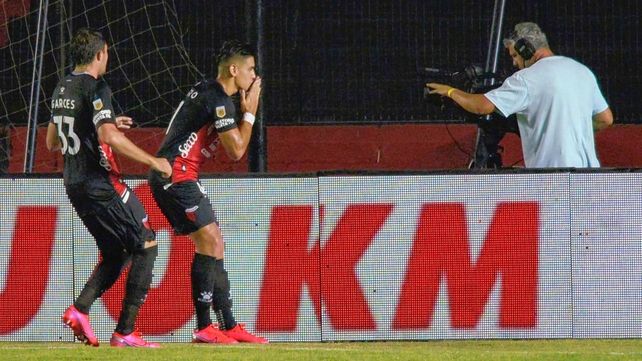 Alexis Castro volverá a la titularidad en Colón cuando el Sabalero visite el domingo a Racing en Avellaneda.&nbsp;