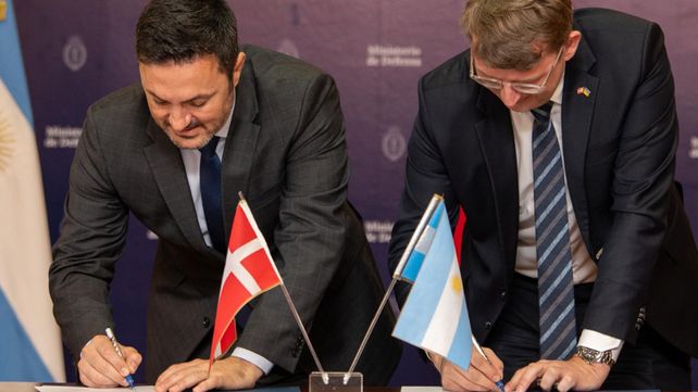 Argentina acordó con Dinamarca la compra de los 24 aviones supersónicos de EE.UU. El contrato es por 300 millones de dólares. Luis Petri dio detalles