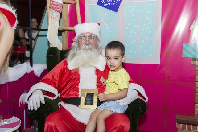 Papá Noel y Valentino Leguizamón