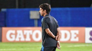 Diego Placente entrenador de Argentina en Sub 17.