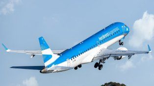 La Justicia determinó la reincorporación de los tres pilotos de Aerolíneas Argentinas que fueron despedidos hace un mes