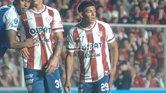 Unión ejecuta la opción y se quedará con el 80% del pase de Diego Díaz