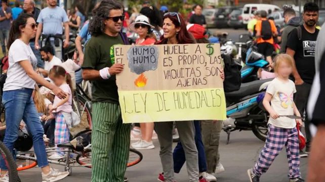 Incendios: se levantó el corte del puente Victoria – Rosario.Loto: La Capital