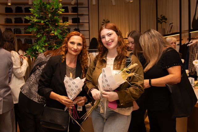 Fabiana y Victoria Rocha