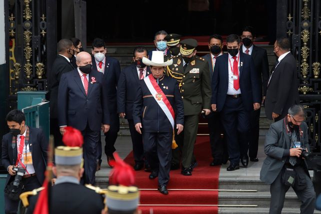 MAESTRO PRESIDENTE. De chaqueta