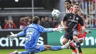 Unión encontró la seguridad que buscaba en Thiago Cardozo