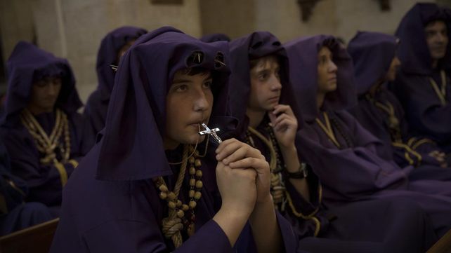 Imágenes de la procesión de Semana Santa alrededor del mundo