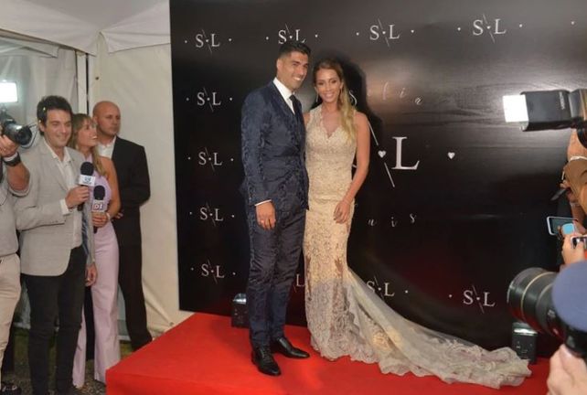 Anto se llevó todas las miradas en la fiesta de Suárez
