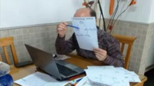El profe Adrián y una historia de aprendizajes en tiempos de pandemia