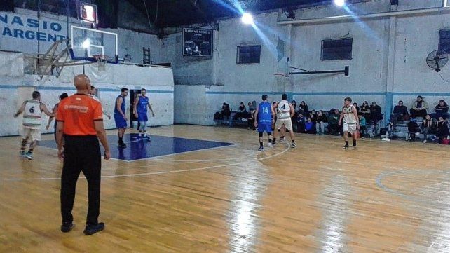 República del Oeste goleó a Centenario y junto a Regatas (SF) se mantienen invictos en la A2 del Torneo Oficial.