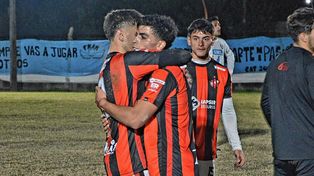 Copa Túnel Subfluvial: Patronato goleó en Santa Fe y acaricia la final