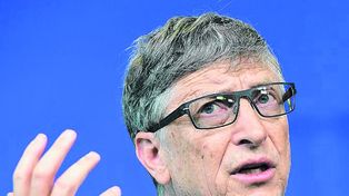 El cofundador de Microsoft, Bill Gates es aún el hombre más rico del mundo, según Forbes