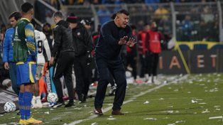 Almirón le puso freno a casi todos los titulares: cuántos viajaron para el choque con Barracas Central