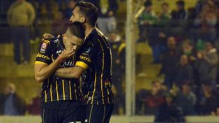 Olimpo sorprendió a Patronato y salió de la zona de descenso