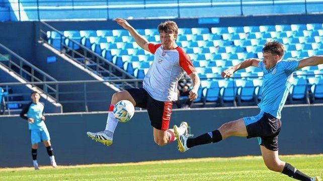 Belgrano e Instituto jugaron un amistoso: ¿qué arquero usó el Pirata?