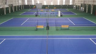 Portal Rosario tendrá un club de tenis con tres canchas techadas en altura 