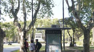 Los usuarios de bicicletas públicas se quejan porque los puestos callejeros fueron desmantelados, y casi no quedan kioscos para hacer cargas físicas