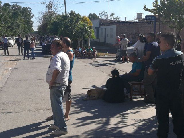 Triple crimen: mató, incendió y escapó