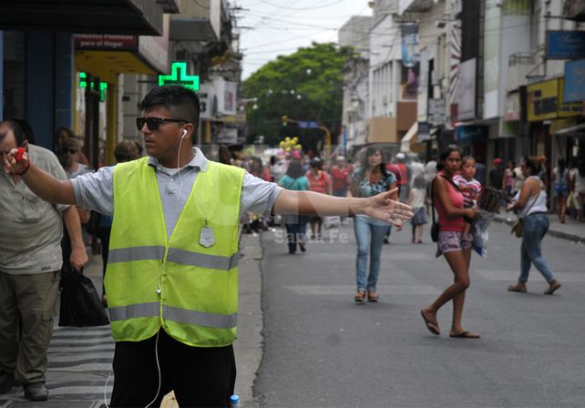 Rige la peatonalización de calle Mendoza hasta el jueves 24