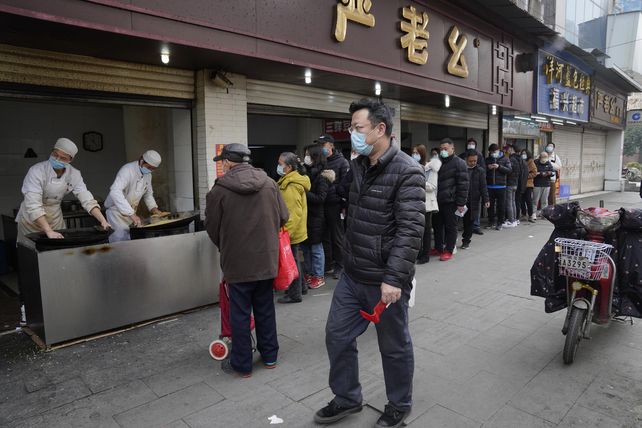 China comenzó a realizar hisopados anales para detectar en pacientes Covid-19