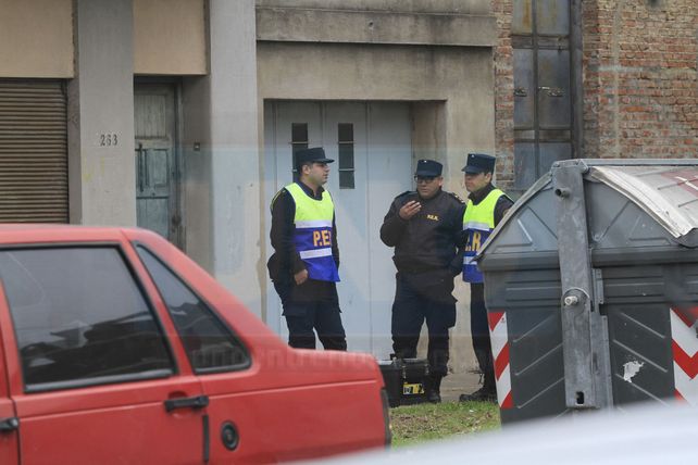 Se vivieron momentos de tensión en Paraná: un hombre amenazó con quitarse la vida dentro de su vivienda