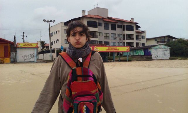 La chica desaparecida en Brasil publicó un mensaje en el Facebook del consulado argentino