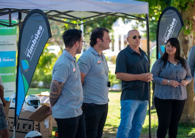Gran participación vecinal en la Clínica de Conducción Segura de Motos en Timbúes