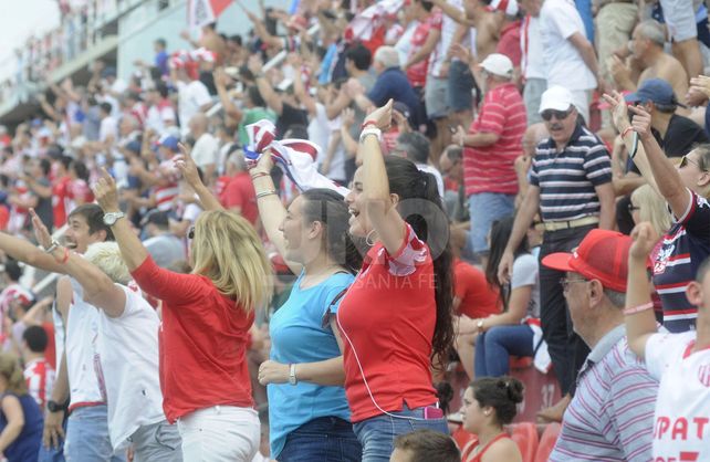 Unión podrá llevar hinchas visitantes en el debut ante Racing