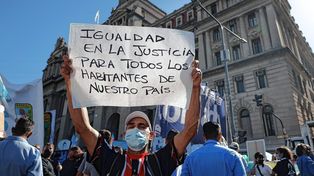 Marcharon contra la Corte Suprema en Buenos Aires y también en Paraná