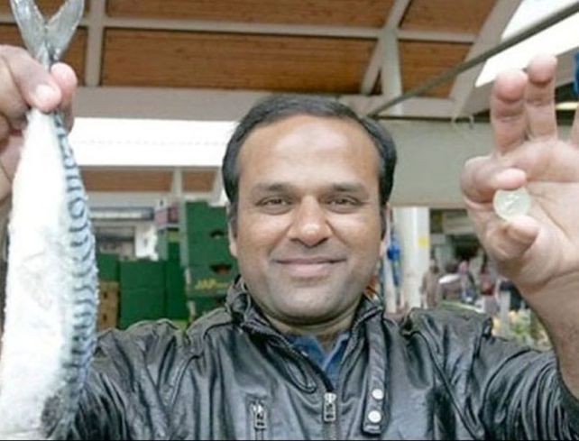 Un paquistaní que vive en Londres triunfa en Youtube con su canción del pescado