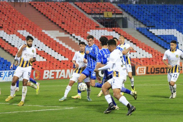 Godoy Cruz y Central igualaron en Mendoza.