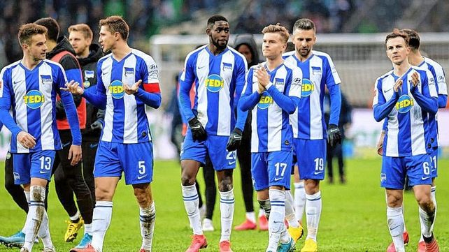 El plantel de Hertha Berlín está aislado por brote de coronavirus. El plantel de Hertha Berlín está aislado por brote de coronavirus.