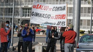 Dueños de gimnasios marcharon en Paraná exigiendo trabajar