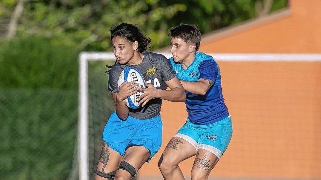 Déborah Fretes Hernández de Alma Juniors de Esperanza concentró con Las Yaguaretés en Córdoba.