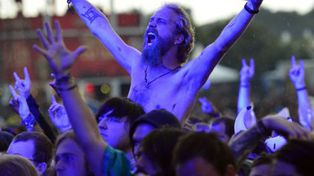 Un adicto al heavy metal fue declarado incapacitado para el trabajo y recibe una pensión