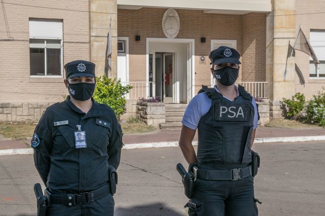 La Policía de Seguridad Aeroportuaria presentó su nuevo reglamento de uniformes no binario